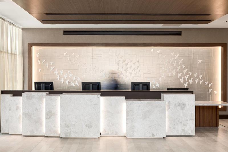 Ac Hotel By Marriott Belfast