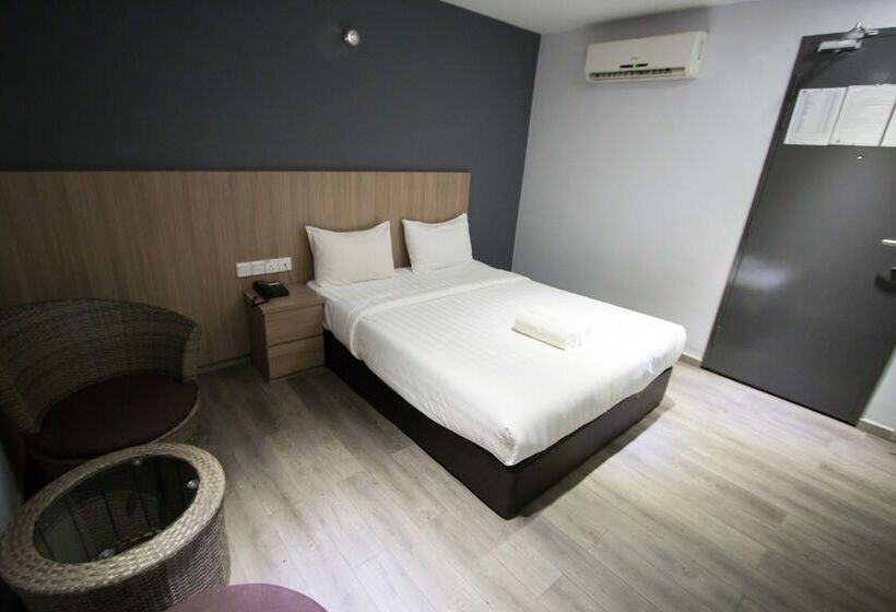 酒店 99 Pusat Bandar Puchong