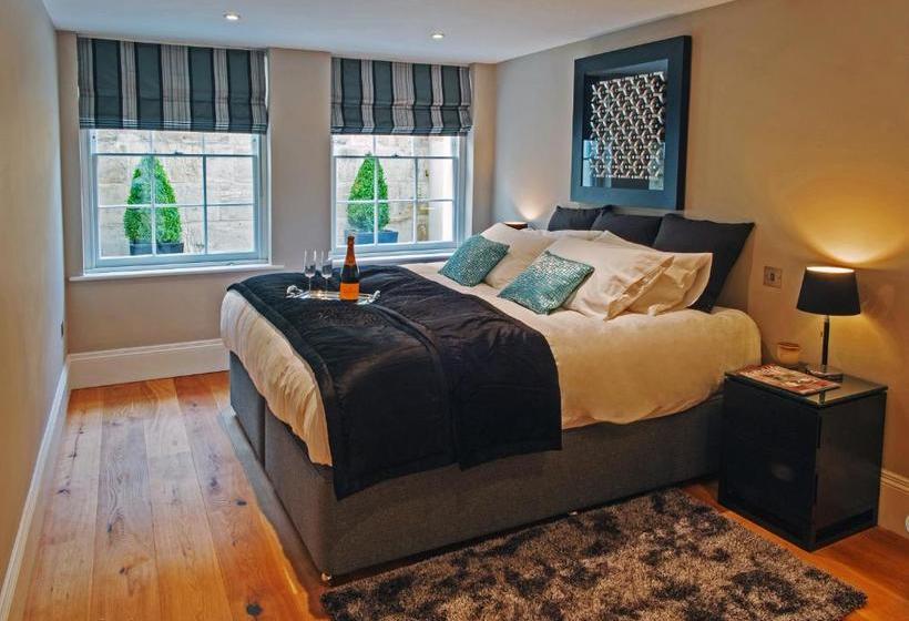 בית מלון כפרי Bath Circle