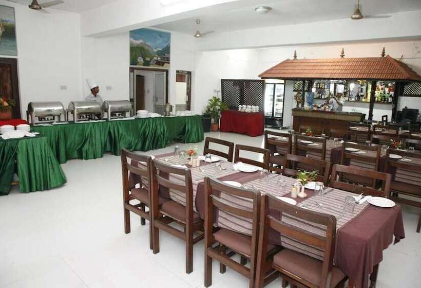 Fotos del hotel Chitwan Paradise:  16