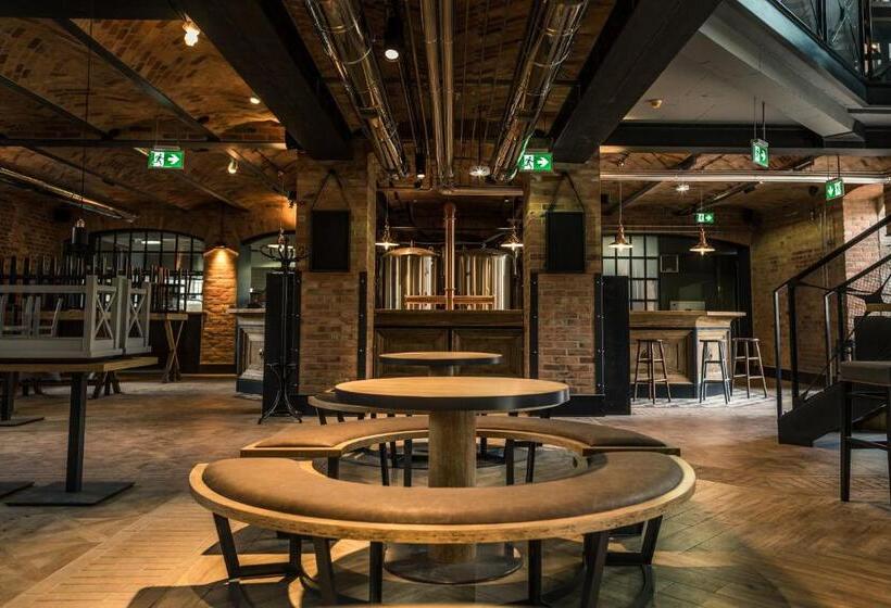 هتل Craft Beer Central