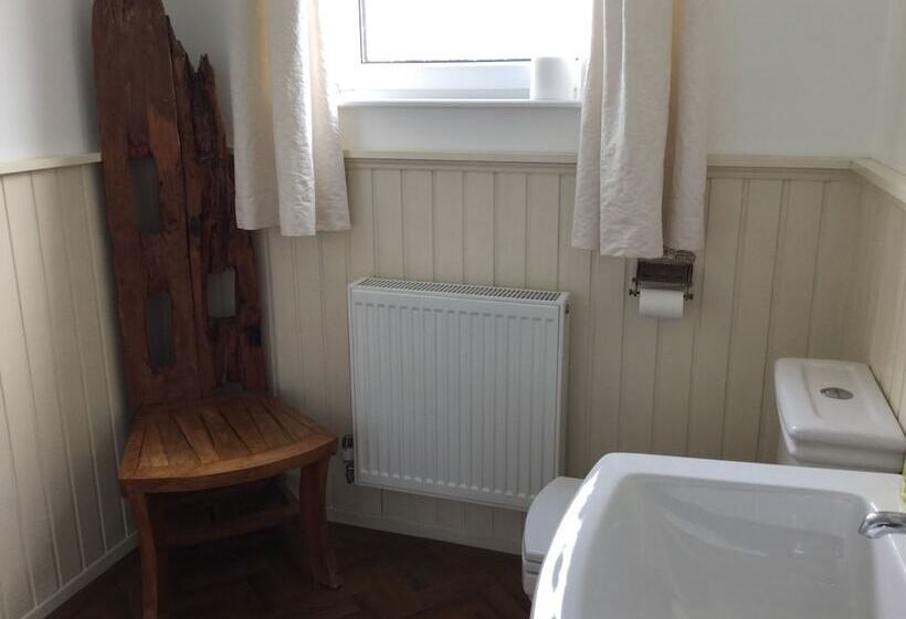 هتل Craggallan Guest House