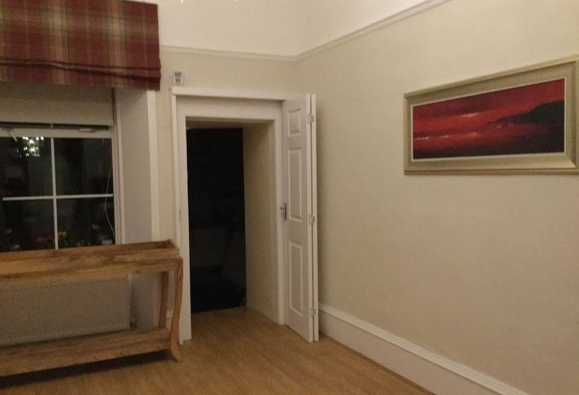 هتل Craggallan Guest House