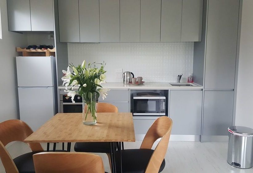 בית מלון כפרי Guesthouse On Queens