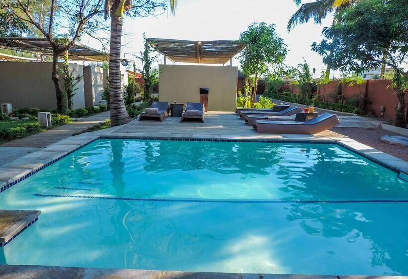 בית מלון כפרי Liv Inn Guest House