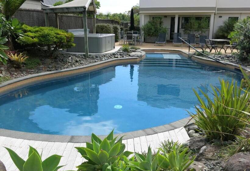 호텔 Ocean Breeze Resort Pauanui