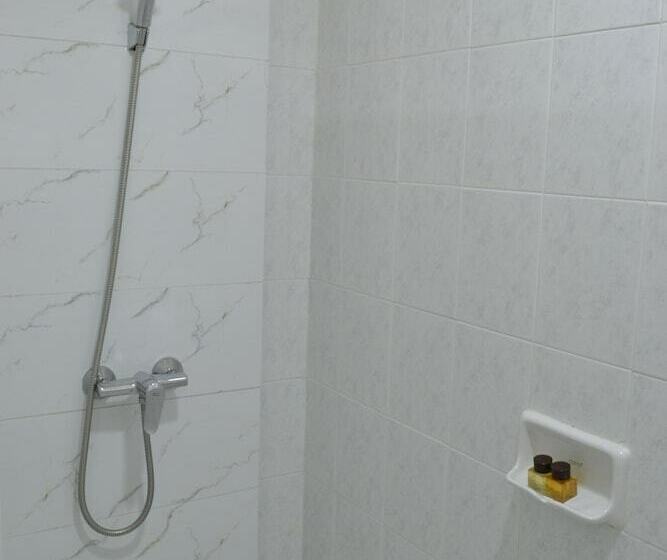 هتل Sakura Inn