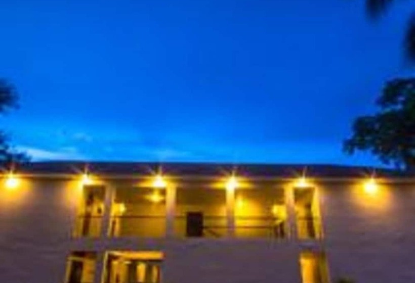 هتل Sakura Inn