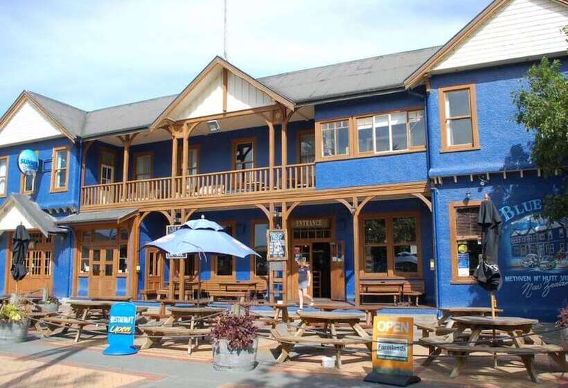 هتل The Blue Pub
