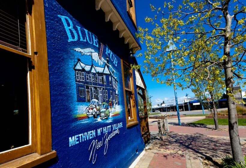 هتل The Blue Pub