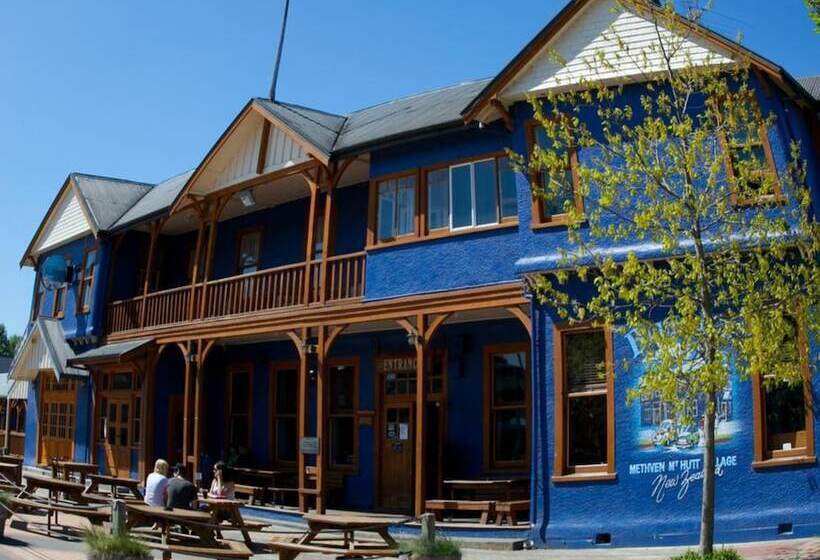 هتل The Blue Pub