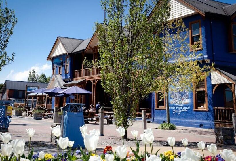 هتل The Blue Pub
