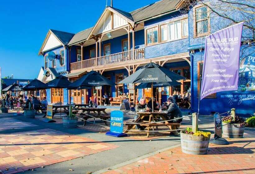 هتل The Blue Pub