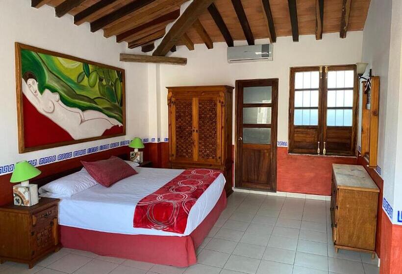 هتل Villa Serena Centro Historico