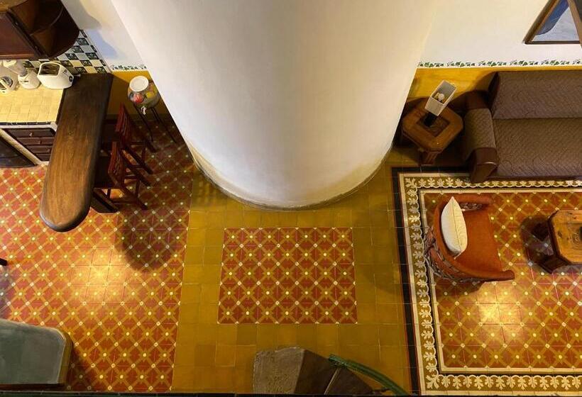 هتل Villa Serena Centro Historico