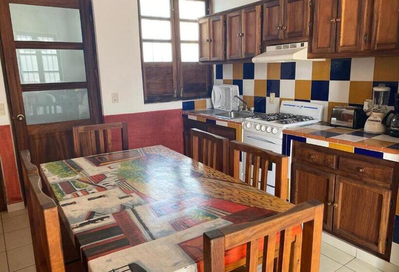 هتل Villa Serena Centro Historico