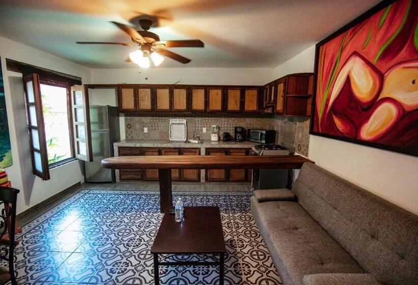 هتل Villa Serena Centro Historico