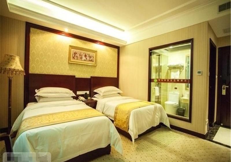 Отель Vienna  5.0 Qingyuan City Plaza Lianjiang Road