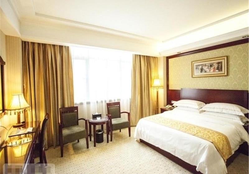 Отель Vienna  5.0 Qingyuan City Plaza Lianjiang Road