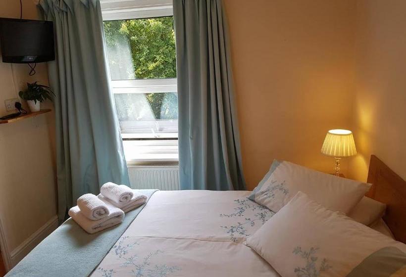 בית מלון כפרי A & B Guest House Cambridge Ltd