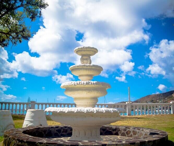 هتل Bequia Plantation