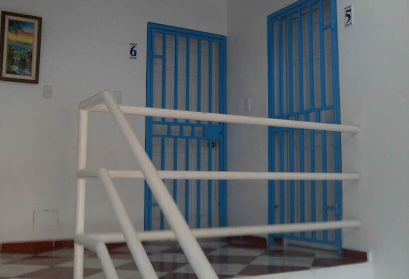 هتل Condo Carla