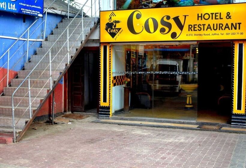 هتل Cosy  And Restaurant