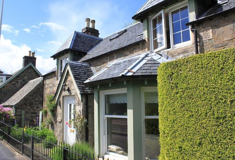 هتل Glenalbyn Cottage