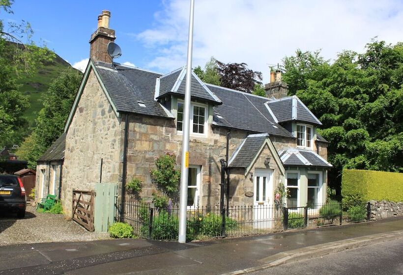 هتل Glenalbyn Cottage