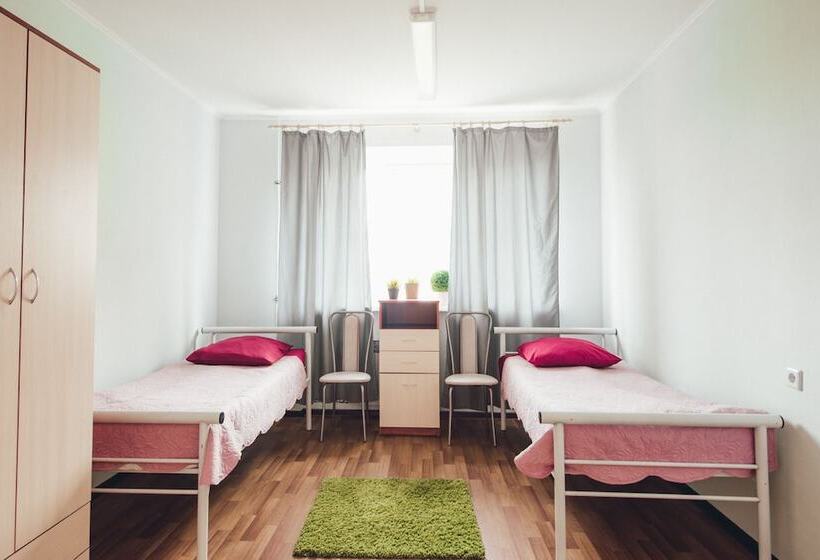 Hotel Guest Complex Neftyanik