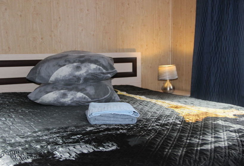 هتل Guest House On Muezerskaya