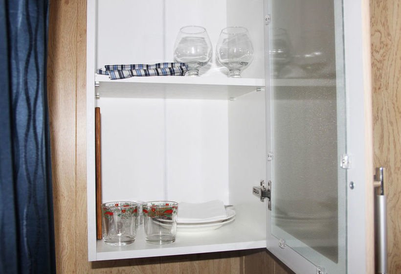 هتل Guest House On Muezerskaya