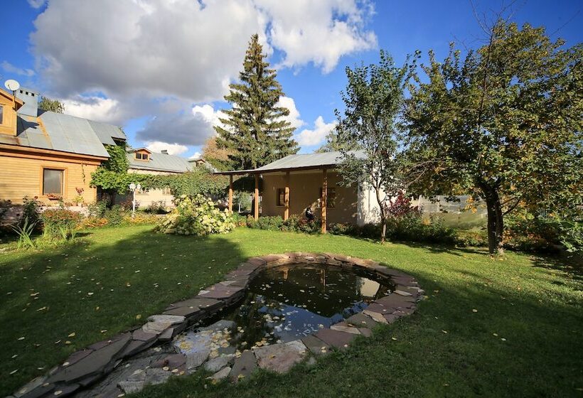 Отель Guesthouse On Kyzyl Armeyskaya
