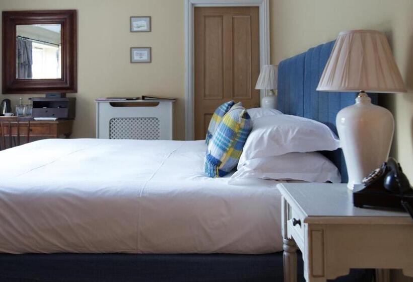 هتل King John Inn