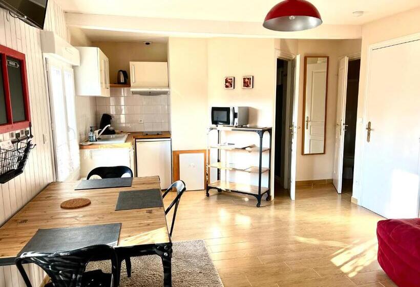 هتل Manoir Du Parc