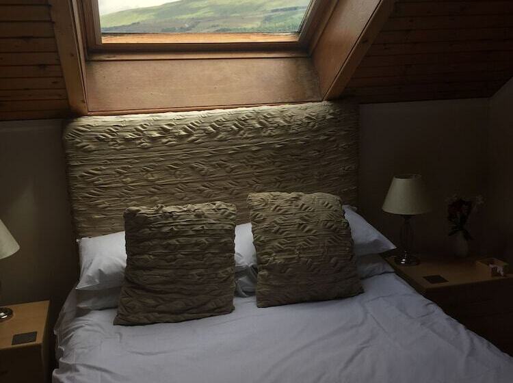 هتل Newton Hall Guest House