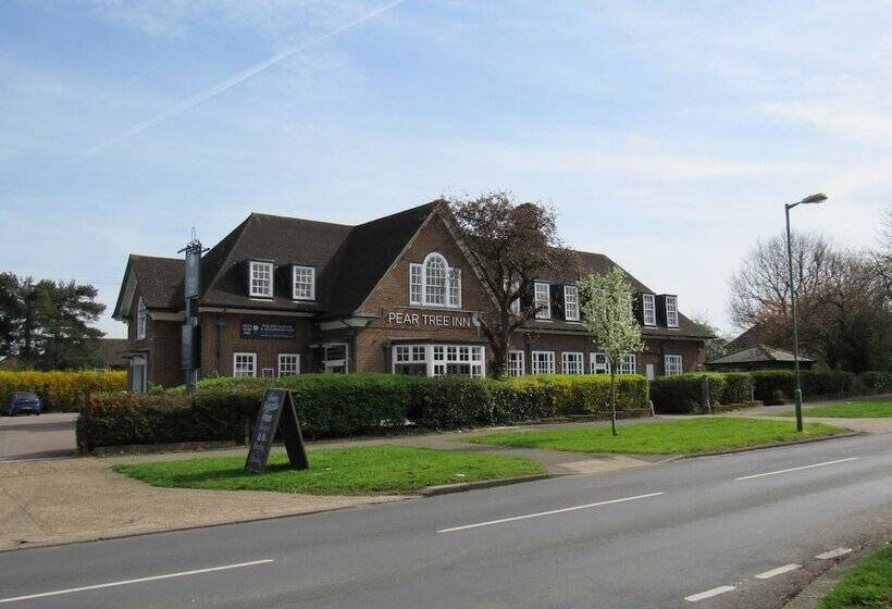 فندق Pear Tree Inn