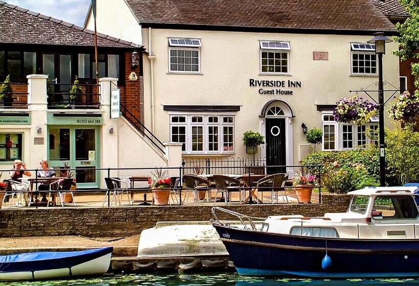 בית מלון כפרי Riverside Inn