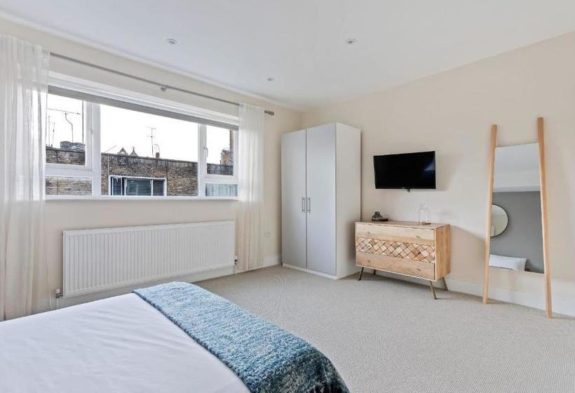 Отель Sweet Inn South Kensington