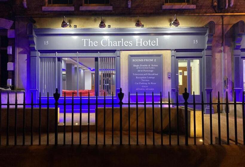 هتل The Charles