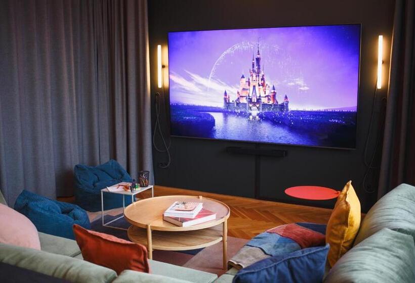 Fotos del hotel The Circus Apartments:  13