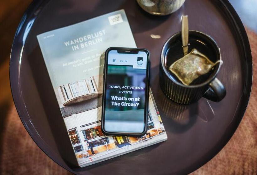 Fotos del hotel The Circus Apartments:  10