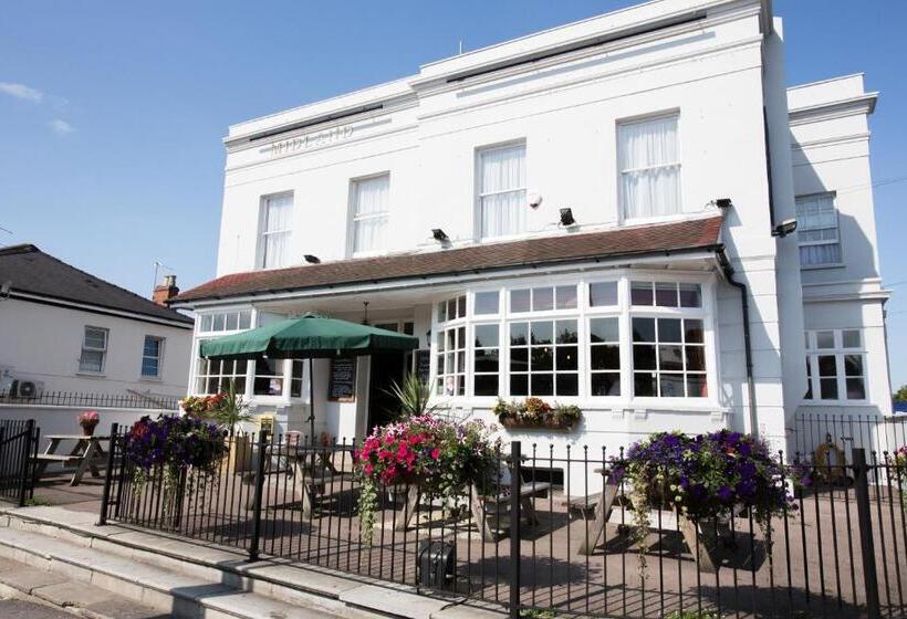 هتل The Midland Inn