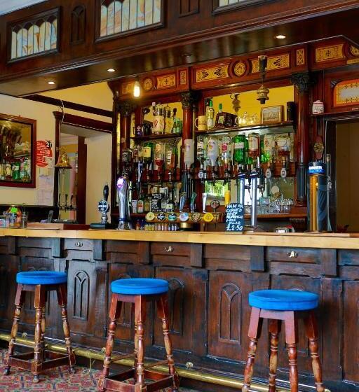 هتل The Midland Inn