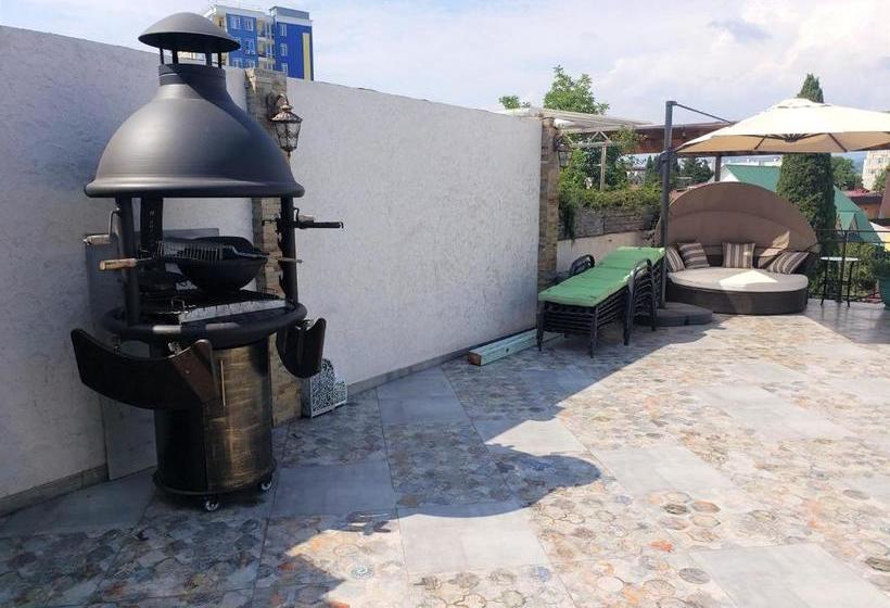 酒店 V Gostyah U Julii Guest House