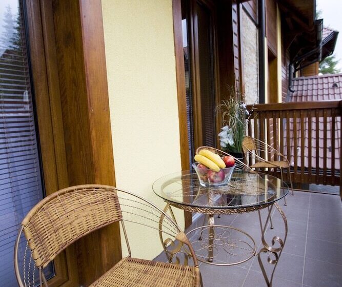 هتل Vila Barović And Spa