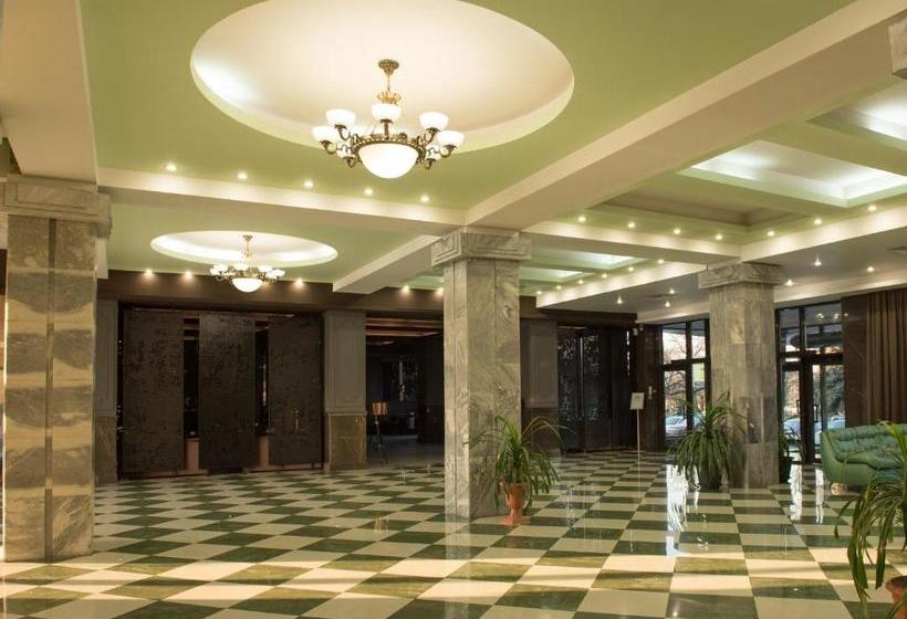 فندق Vladikavkaz