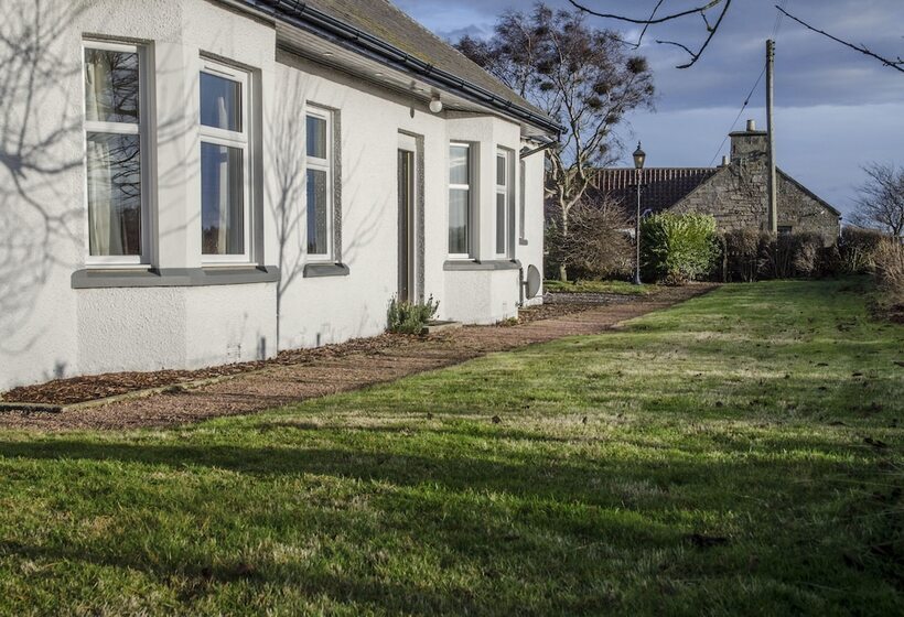 هتل White Cottage