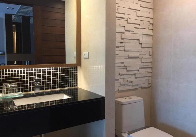 Fotos del hotel Aqua Resort Phuket:  3