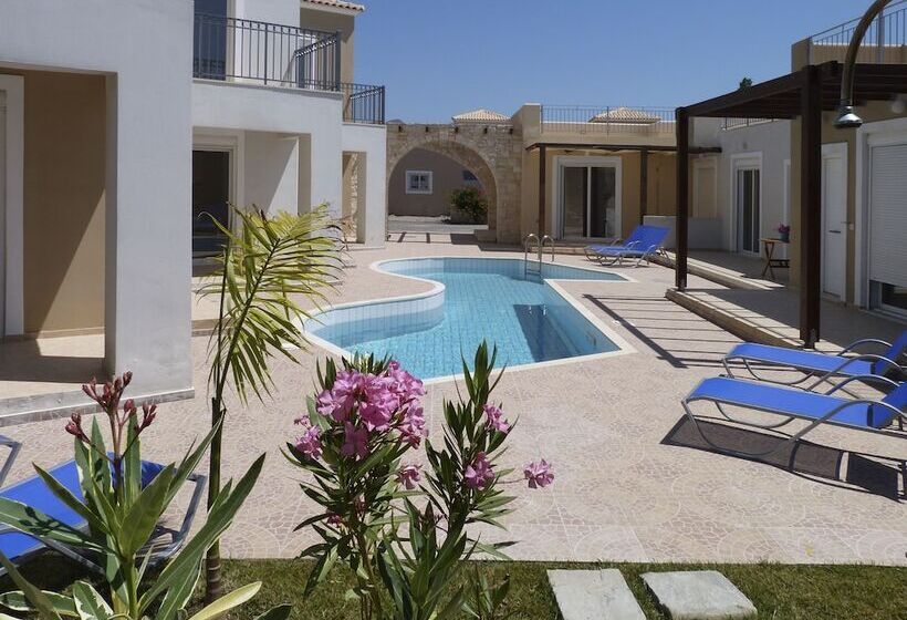 هتل Azure Beach